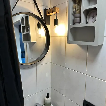 Apartment Flamingo 2 - Zentrale - Düren *